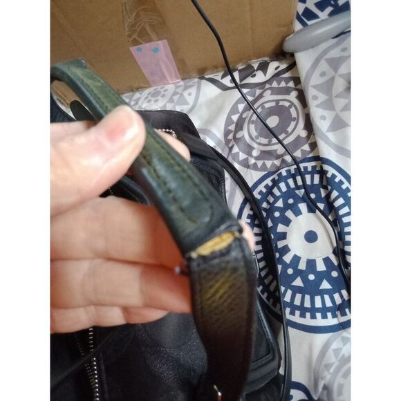 Coach No. J1382-F26243 Brown w/Black Leather Signature Campbell Handbag - Picture 8 of 9